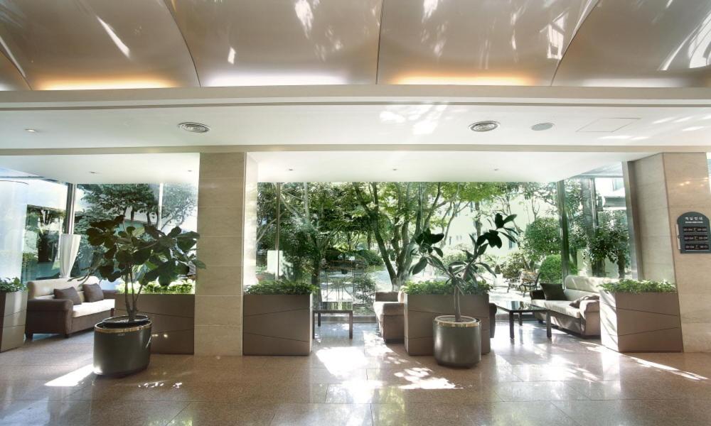Admiral Hotel Geoje Buitenkant foto