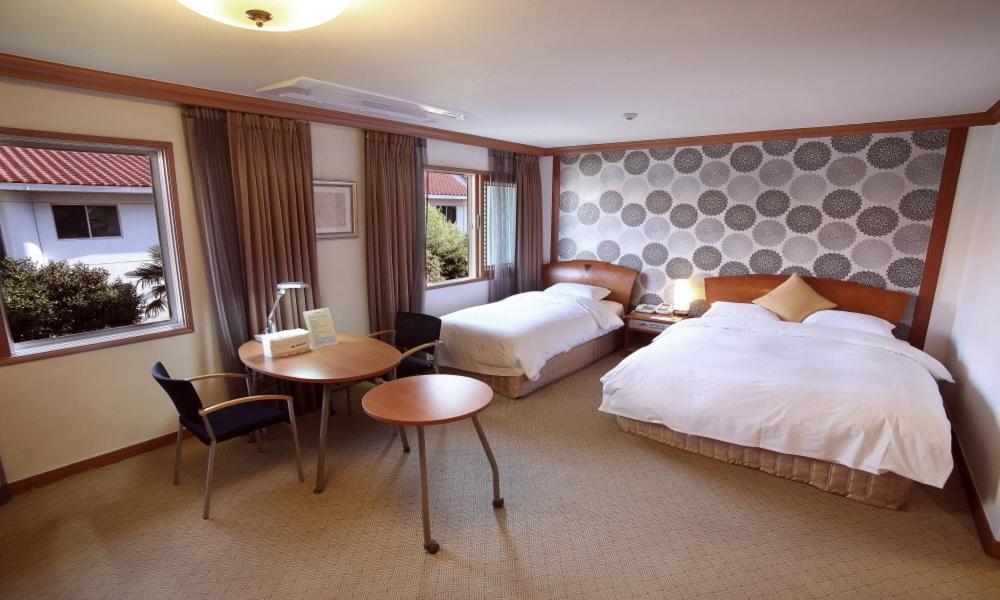 Admiral Hotel Geoje Buitenkant foto