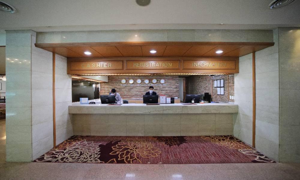 Admiral Hotel Geoje Buitenkant foto