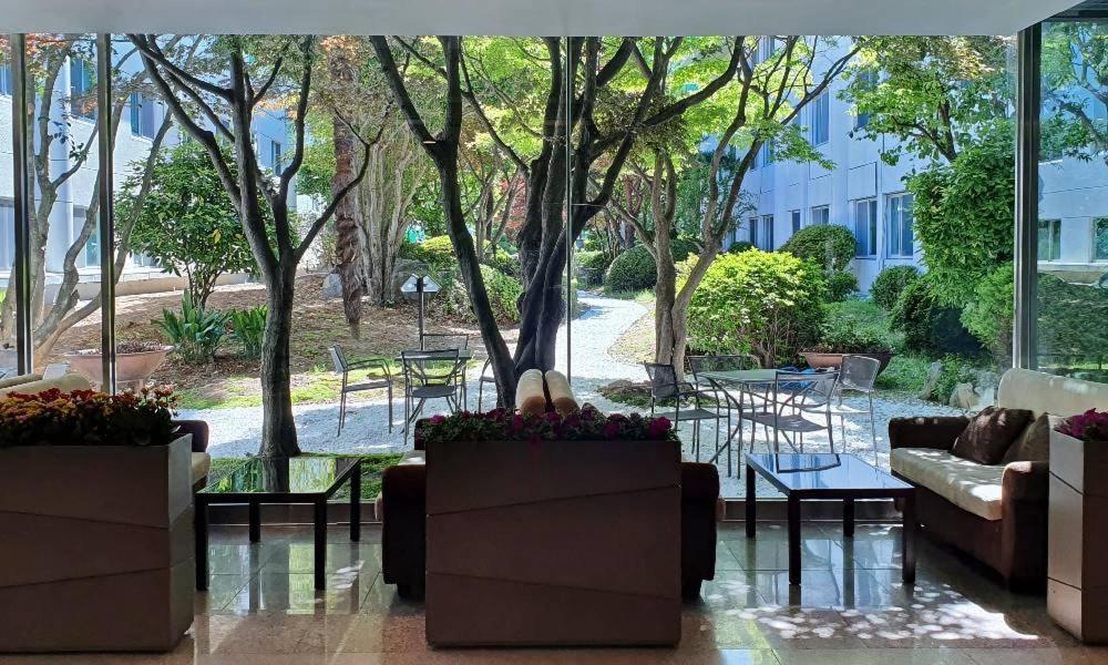 Admiral Hotel Geoje Buitenkant foto