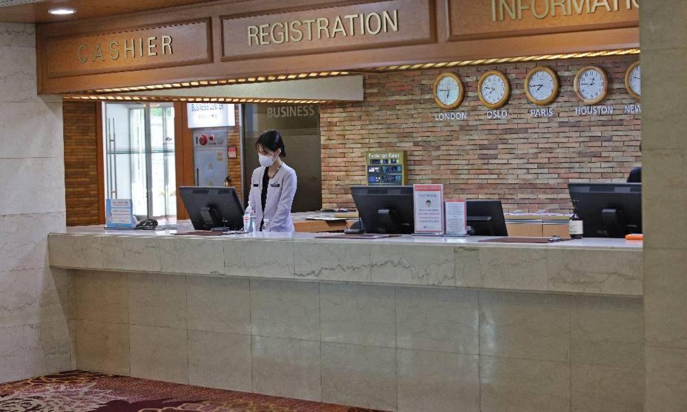 Admiral Hotel Geoje Buitenkant foto