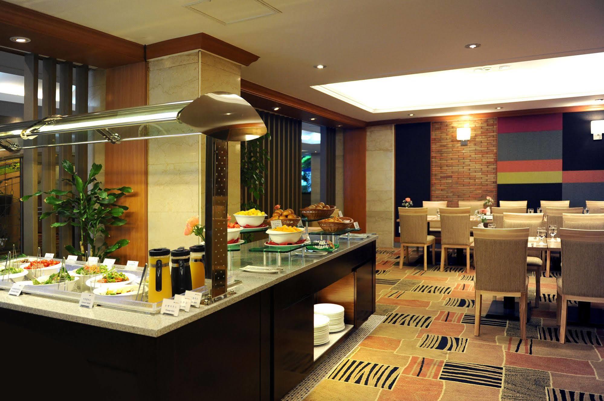 Admiral Hotel Geoje Buitenkant foto